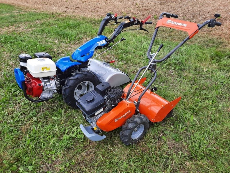 Gartenfräse Husqvarna Motorhacke Fräse mieten bei PS Minibaggerverleih – 3
