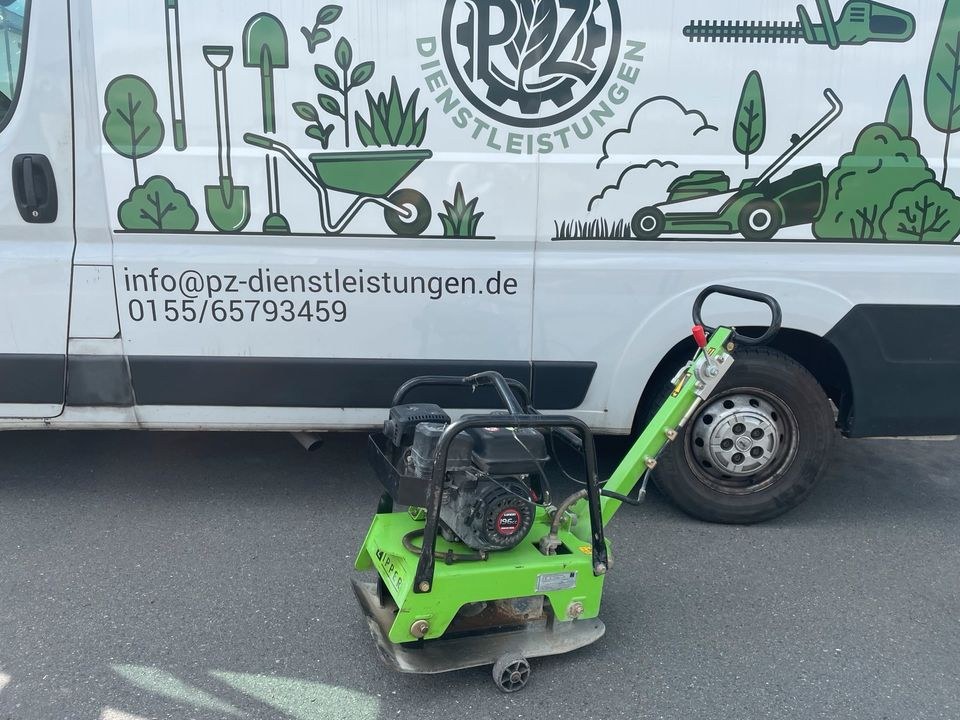 Erdbohrer Rüttelplatte Garten Zaunbau mieten bei PZ Dienstleistungen – 2