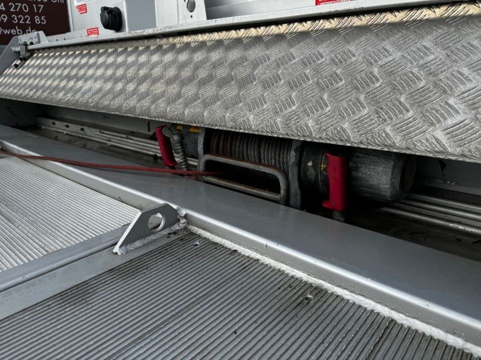 Abschleppwagen 7,5t Kilometerfrei Transporter mieten in Engstingen – 4
