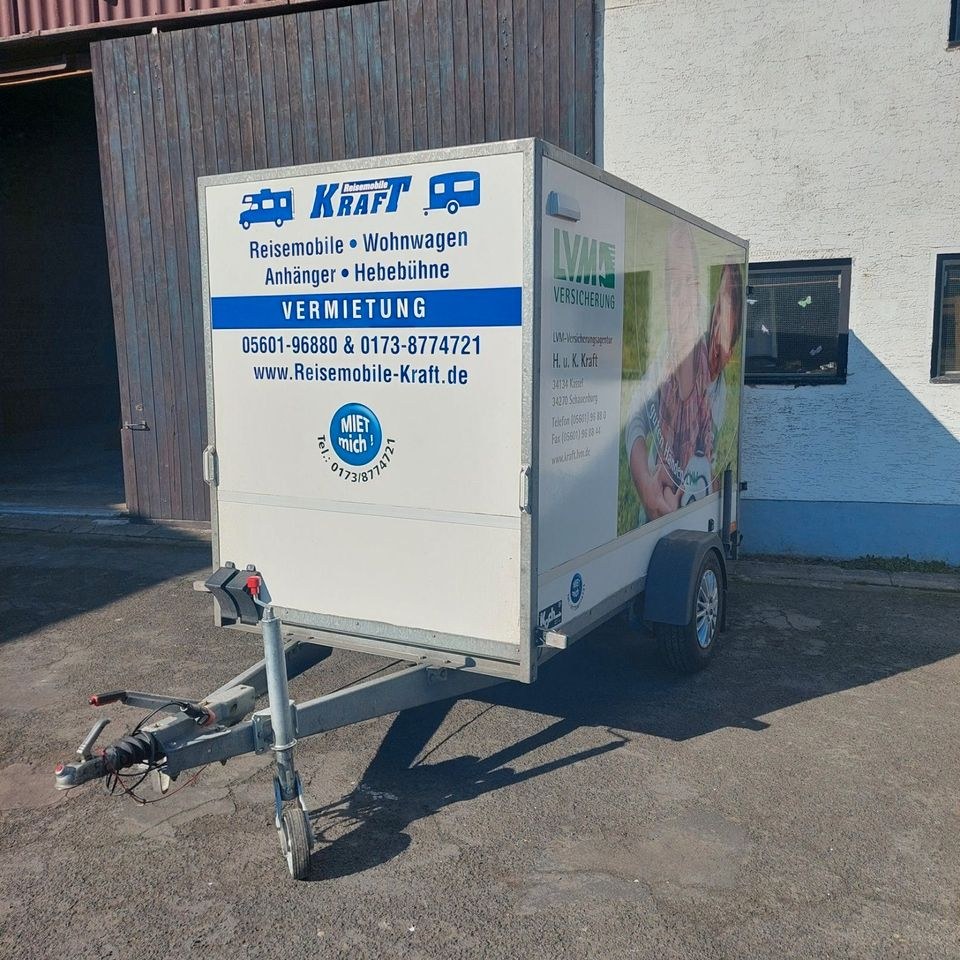 Koffer Anhänger 100 km zul mieten bei Reise