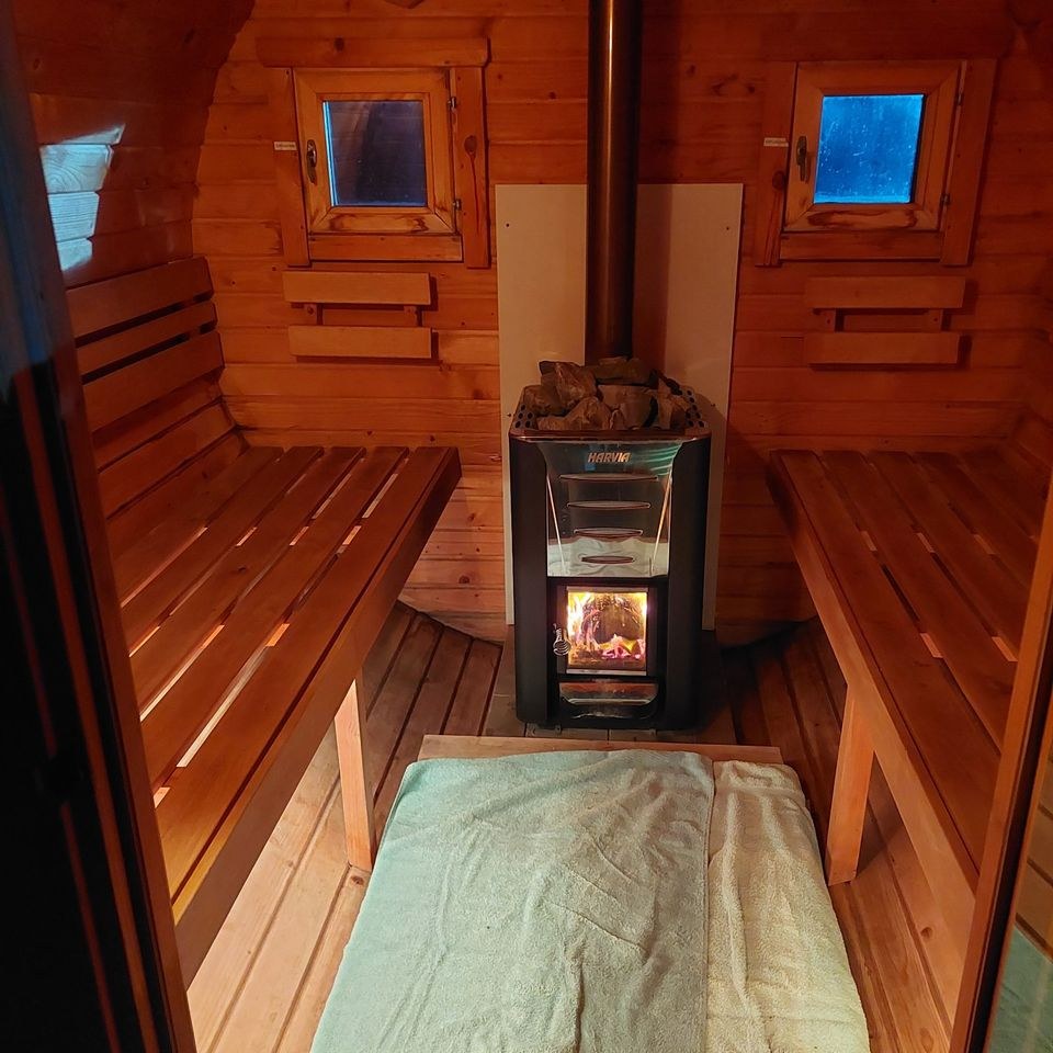 Sauna Fasssauna XXL Vorraum mieten bei Reise – das Besondere – 3