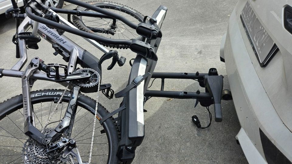 Thule EasyFold 3 Fahrradträger ideal E Bikes mieten bei Rent4fun – 4