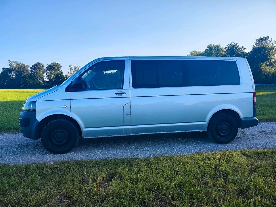 VW Bus Bulli 7 Sitzer mieten bei Rentbee – für Gruppe & Team – 2
