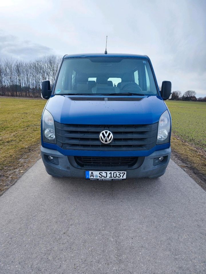 VW Crafter Bus Auto 9 Sitzer Rollstuhllift mieten bei Rentbee – 4