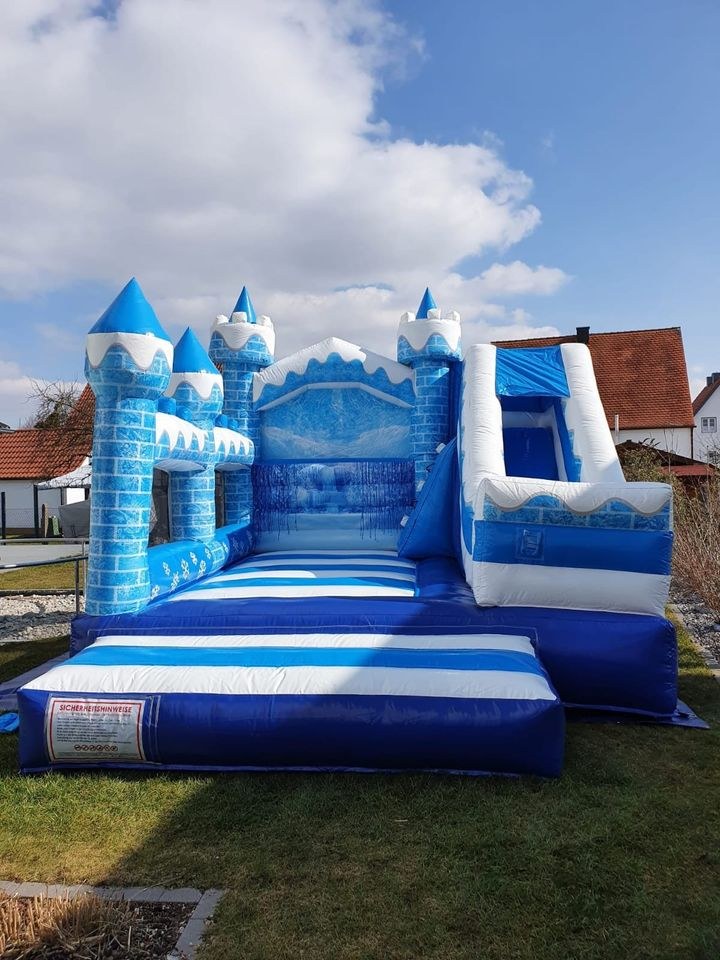 Hüpfburg Eiskönigin Kindergeburtstag mieten bei Rentbee