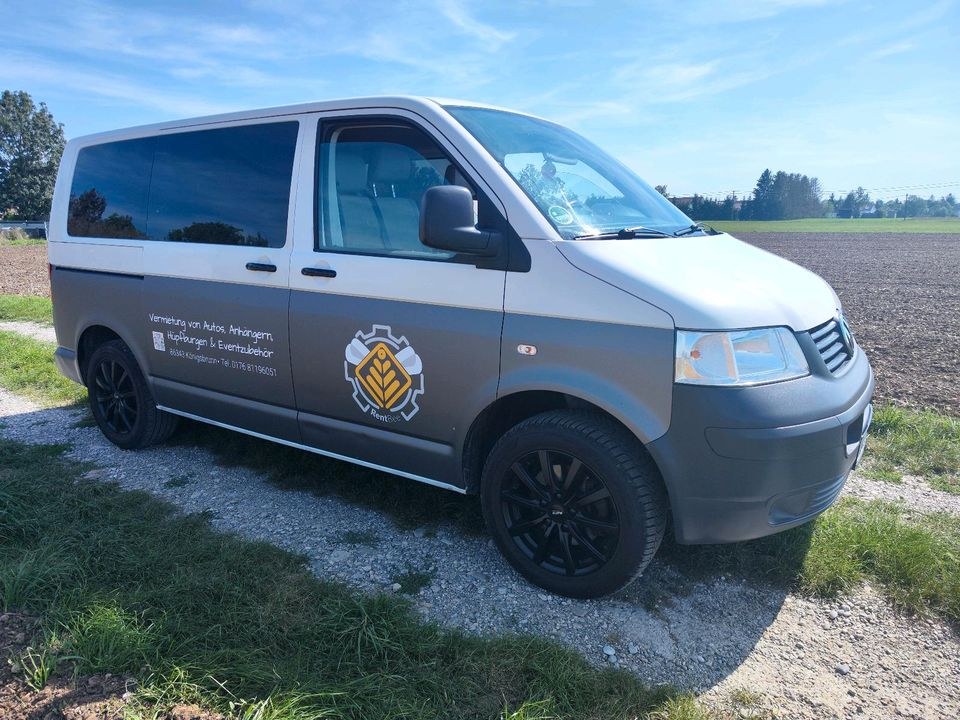 Bus Reisebus 9 Sitzer Auto mieten bei Rentbee – für Gruppe & Team