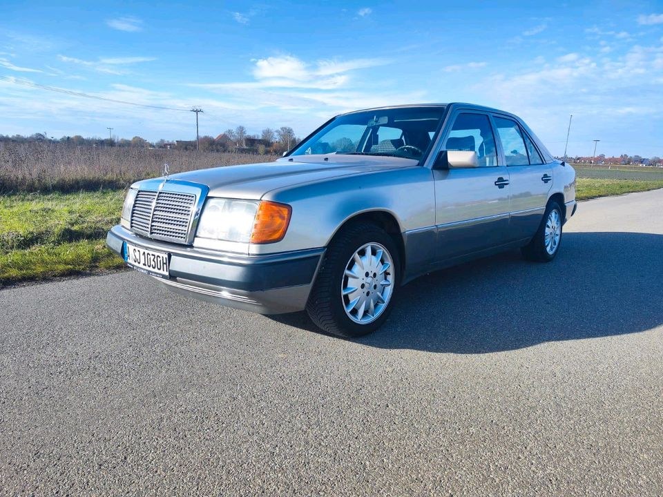 Mercedes W124 Oldtimer Kurztrip Ausflug mieten bei Rentbee – 3