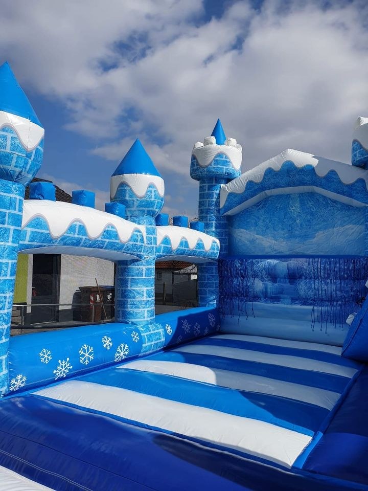 Hüpfburg Eiskönigin Kindergeburtstag mieten bei Rentbee – 3
