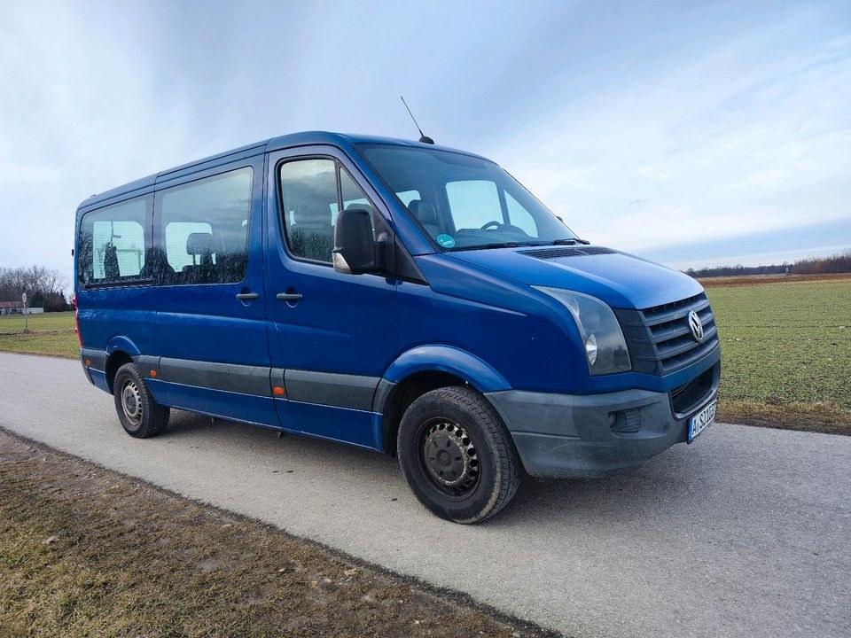 VW Crafter Bus Auto 9 Sitzer Rollstuhllift mieten bei Rentbee – 2