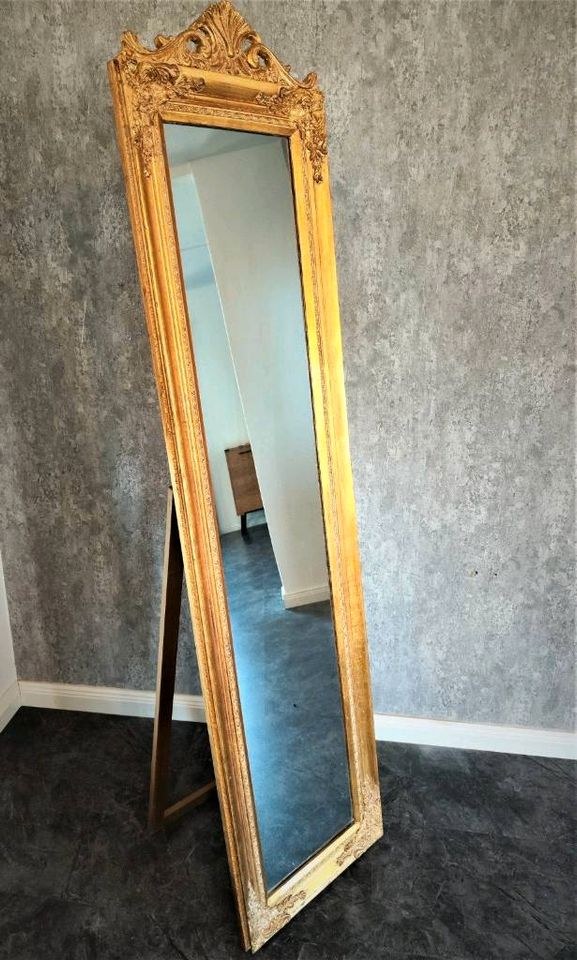 Standspiegel gold Bad Toilette Getting ready mieten bei Rentbee – 2
