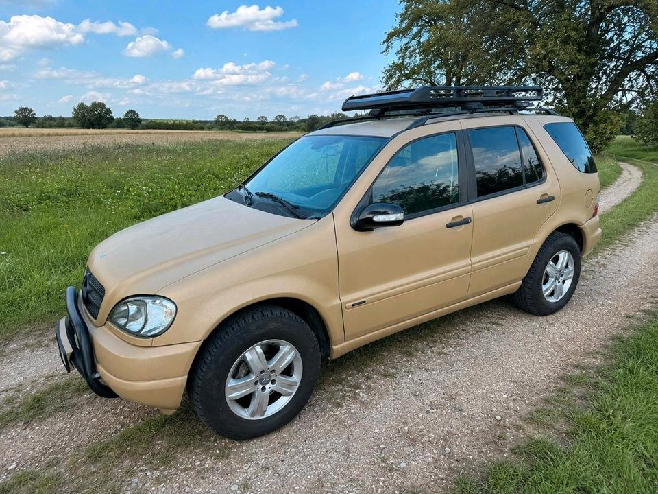 Mercedes Benz ML Zugfahrzeug 3,5t Anhängelast mieten bei Rentbee