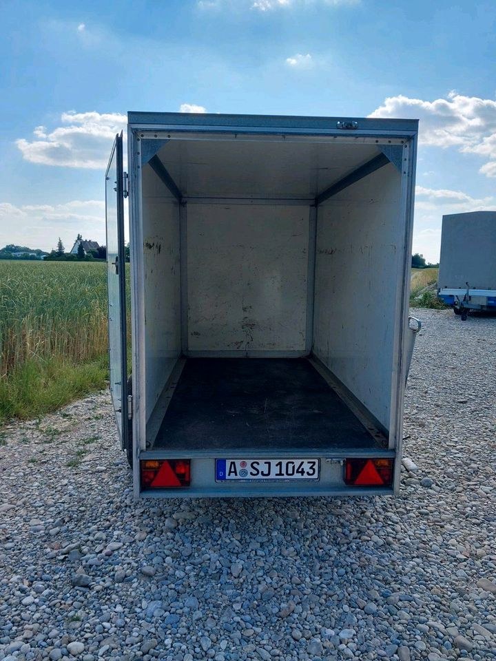 Kofferanhänger abschließbar PKW Anhänger mieten bei Rentbee – 4