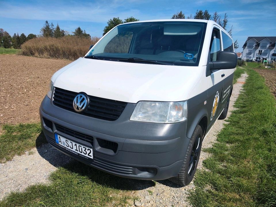 Bus Reisebus 9 Sitzer Auto mieten bei Rentbee – für Gruppe & Team – 3