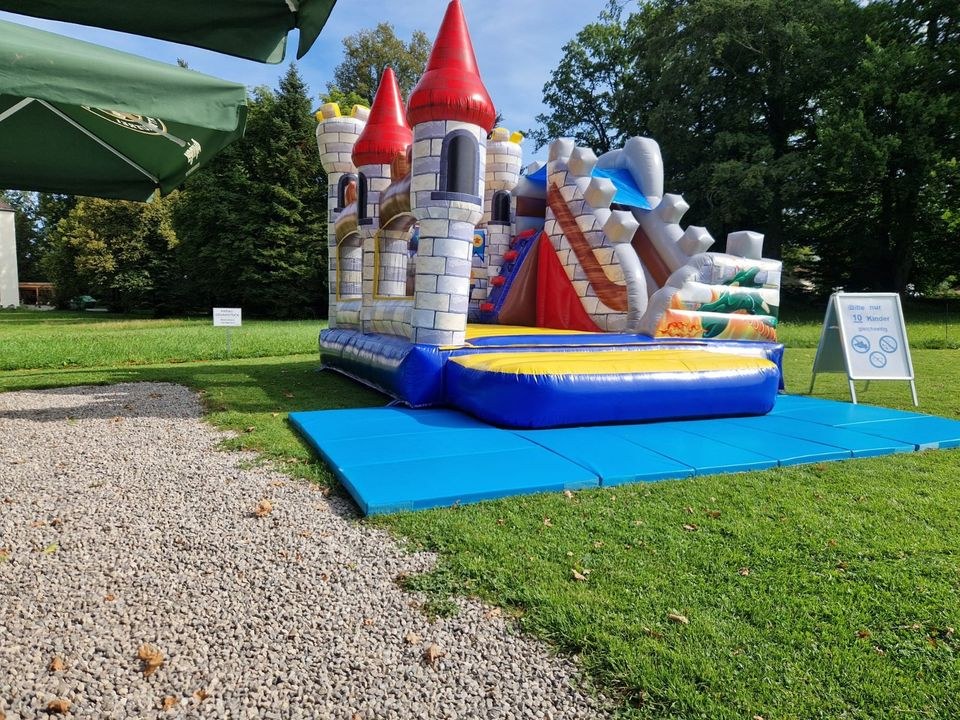 Hüpfburg Ritter Prinzessin mieten bei Rentbee – 3