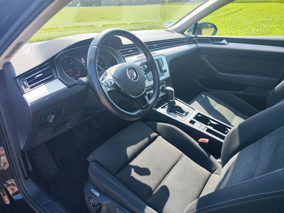 VW Passat Kombi Mietwagen Leihwagen Auto mieten bei Rentbee – 4