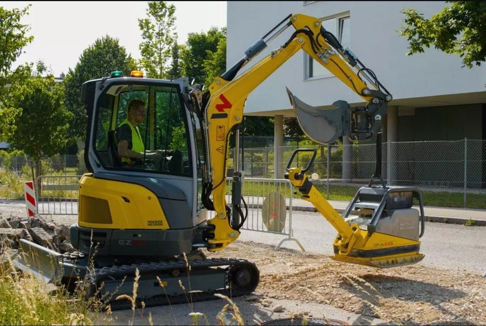 Minibagger 2,6t Tilt EZ26 Wacker Neuson Geifer mieten in Solingen – 2