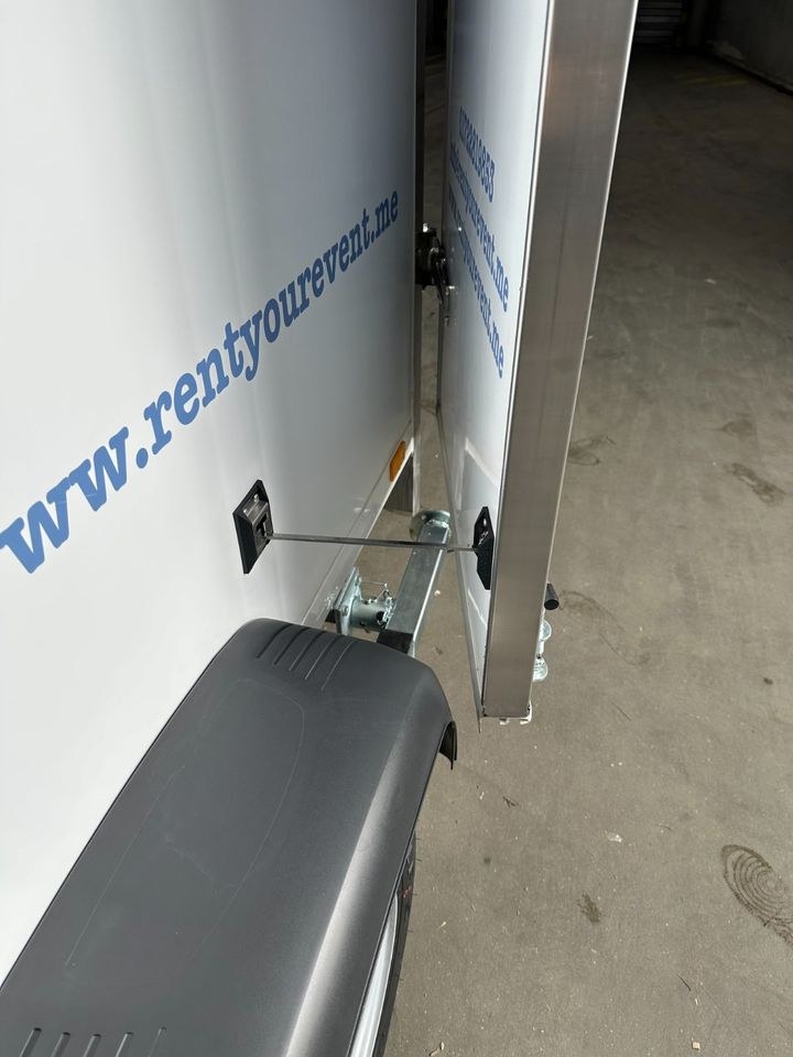 Kühlanhänger Kühlwagen Kühltrailer mieten bei RentYourEvent – 4