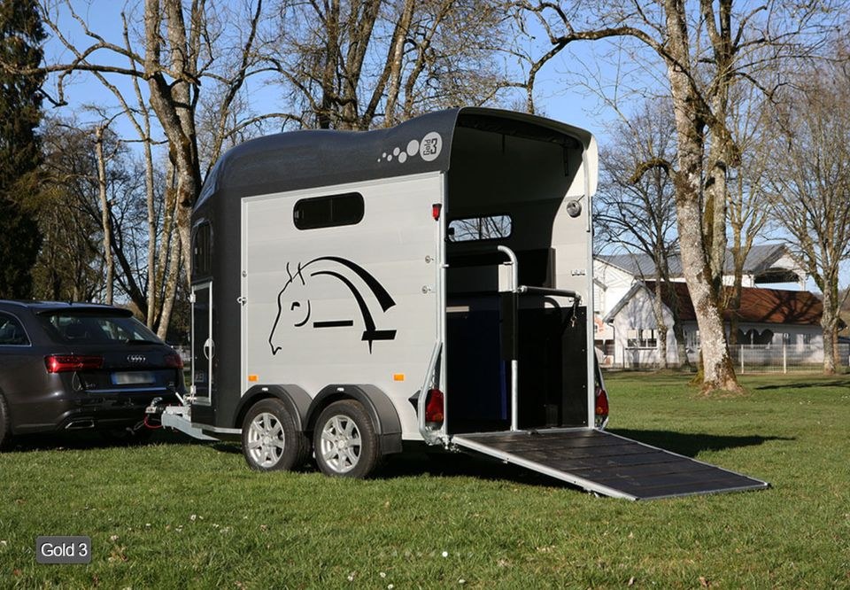 Pferdeanhänger Pferdetransporter Cheval Liberte mieten in Würzburg – 4