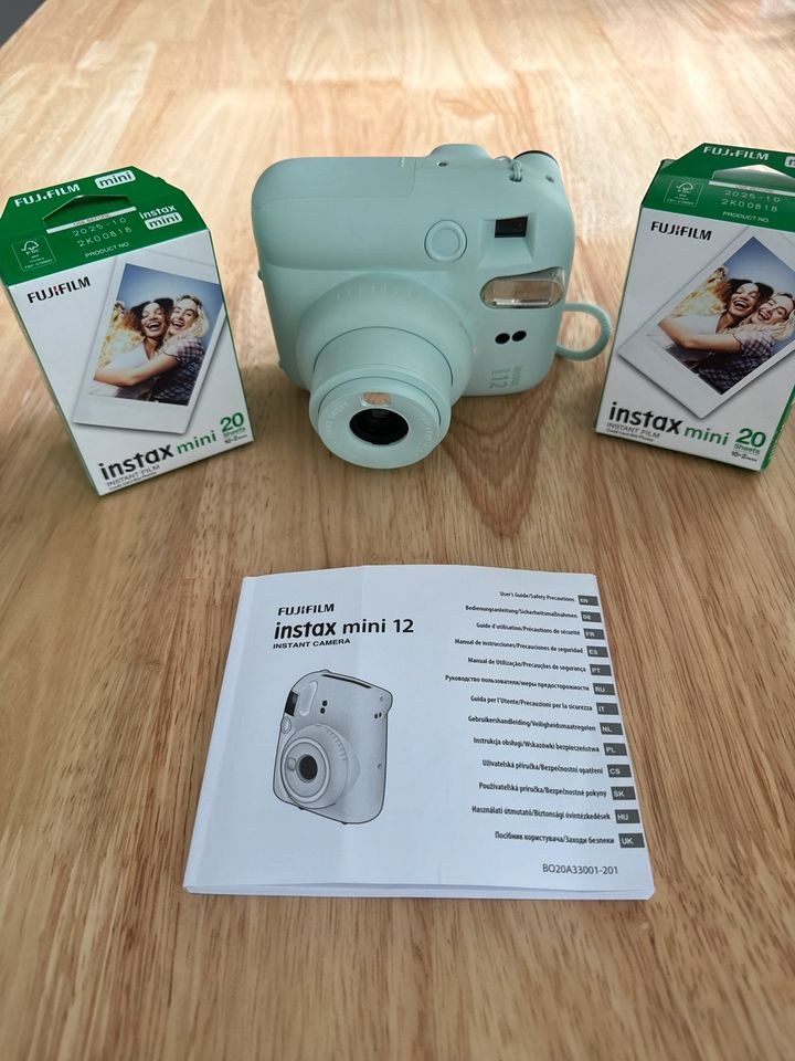 Sofortbildkamera Instax mini 12 Kamera mieten in Leipzig, Südvorstadt
