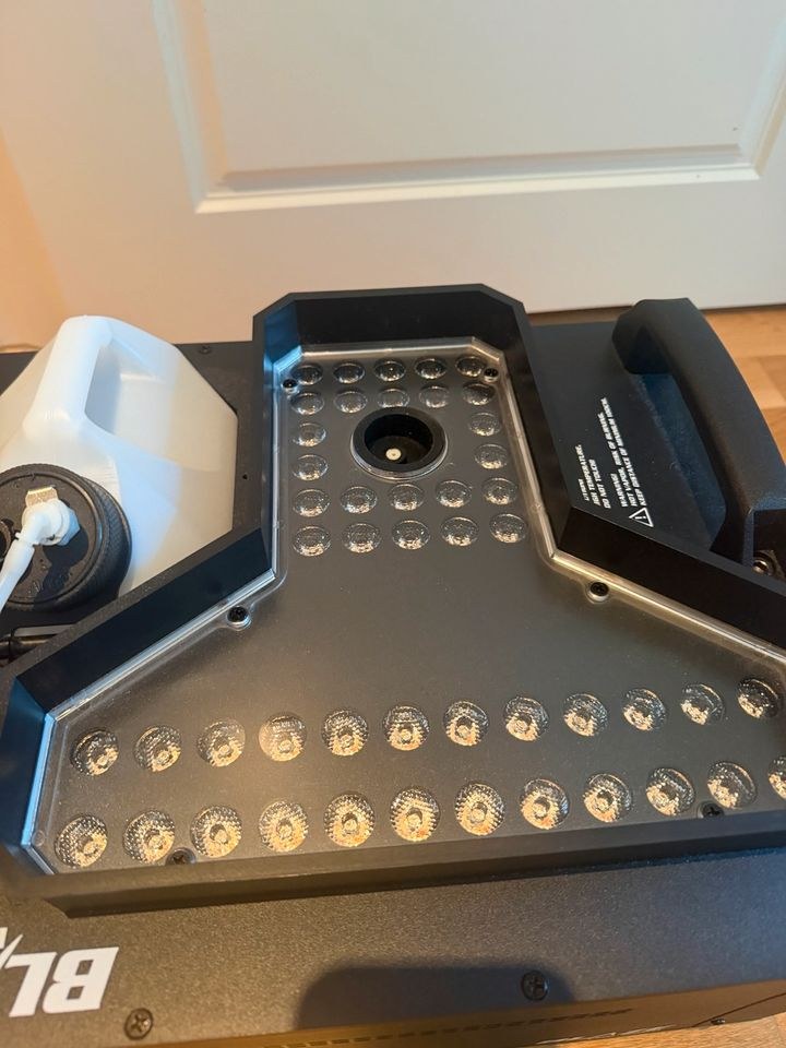 Profi Nebelmaschine N inkl LED Beleuchtung mieten – 3