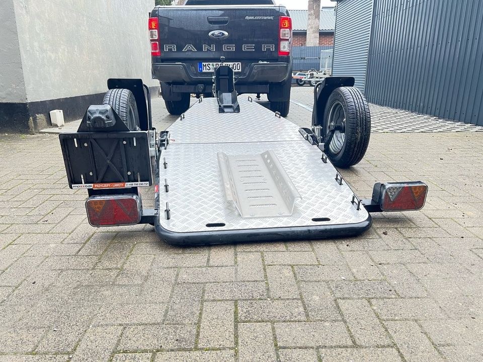 absenkbarer Motorradanhänger führerscheinfrei mieten in Herzogenrath – 2