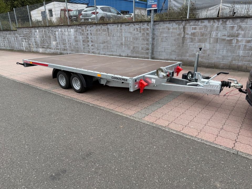 Autotransport Anhänger Plattformanhänger mieten bei Rupp Vermietung