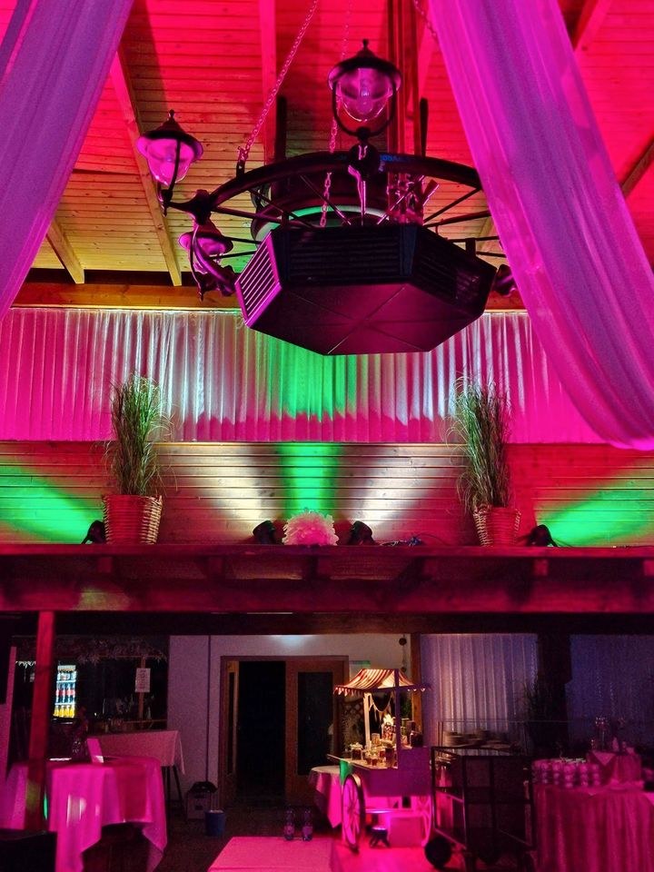 Ambientebeleuchtung Licht Beleuchtung mieten in Uplengen – 2