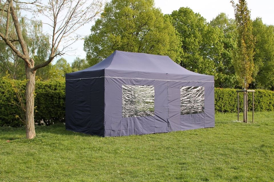 Stabiles Faltpavillon Partyzelt Faltzelt 3x6m mieten in Uplengen
