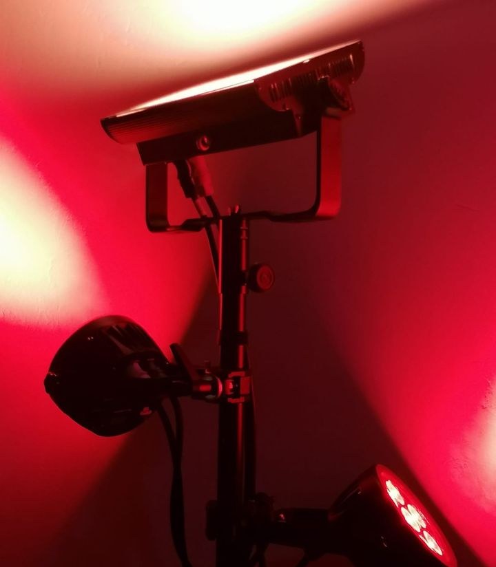 RGBW LED Strahler Partystrahler Bühneneffekt N mieten in Uplengen – 4