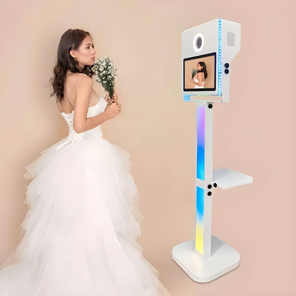 Fotobox mieten in Friesoythe – das Highlight auf jeder Feier – 2