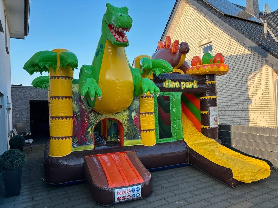 Hüpfburg Dino 2024 5x5,5m Rutsche mieten in Versmold – 3