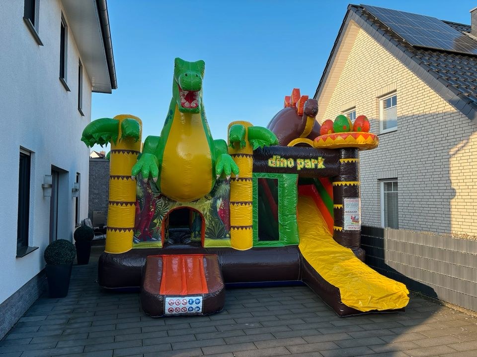 Hüpfburg Dino 2024 5x5,5m Rutsche mieten in Versmold – 4