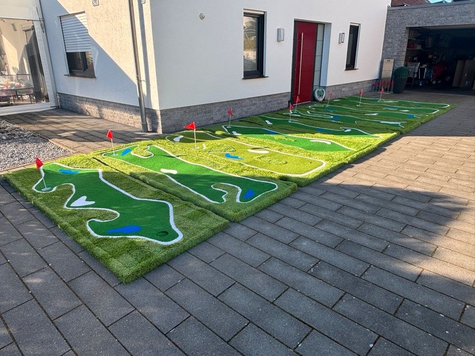 Minigolf Matten Bahnen 9 mieten in Versmold – Spiel & Spaß