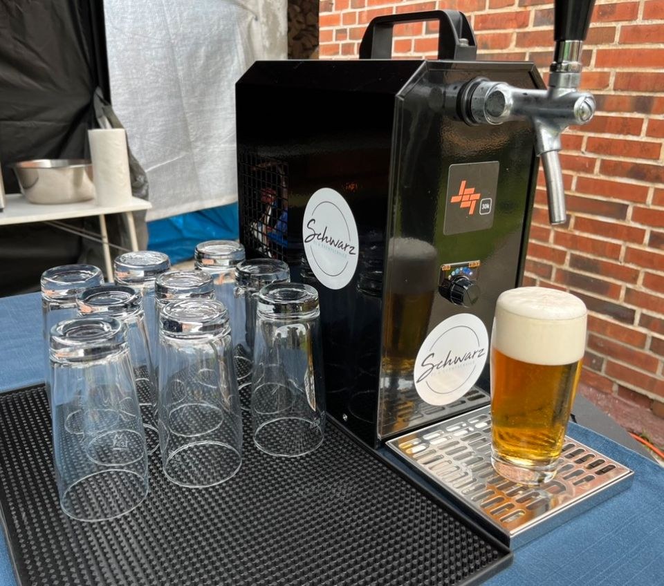 BIERZAPFANLAGE mieten in Rendsburg – frisch gezapft