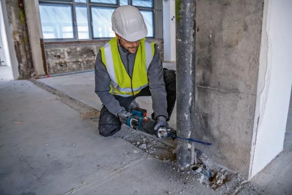 BOSCH GSA 18V 28 Akku Säbelsäge mieten bei Schwarz Mietpark – 4