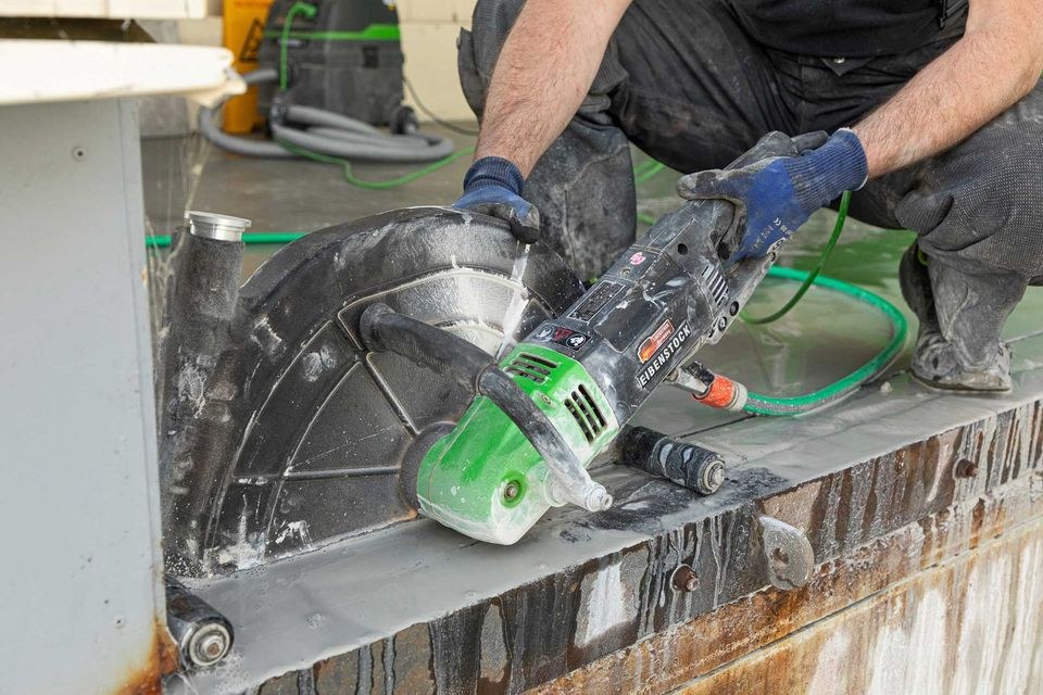 EIBENSTOCK Fugenschneider Motorflex ETR 400.1 P mieten in Neuenstein – 4