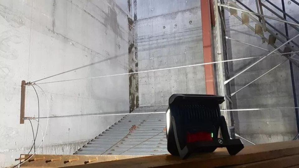 BOSCH GLI 18V 4000 C PRO Akku Lampe Strahler mieten in Neuenstein – 4