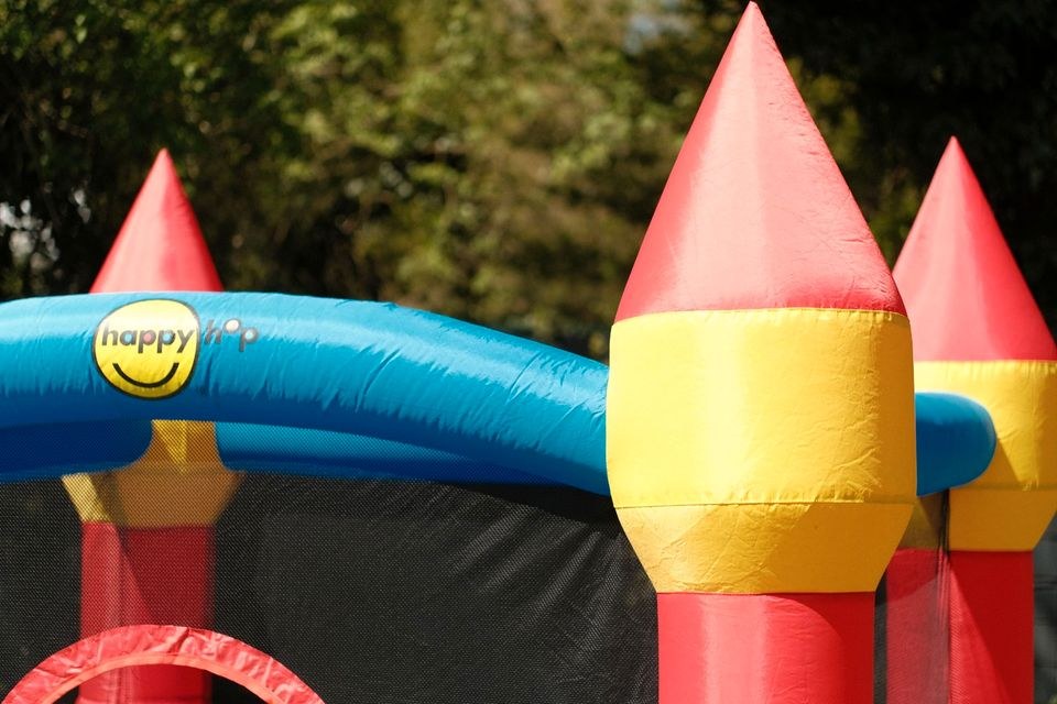 Hüpfburg Kindergeburtstag mieten bei Bucchianico – 3