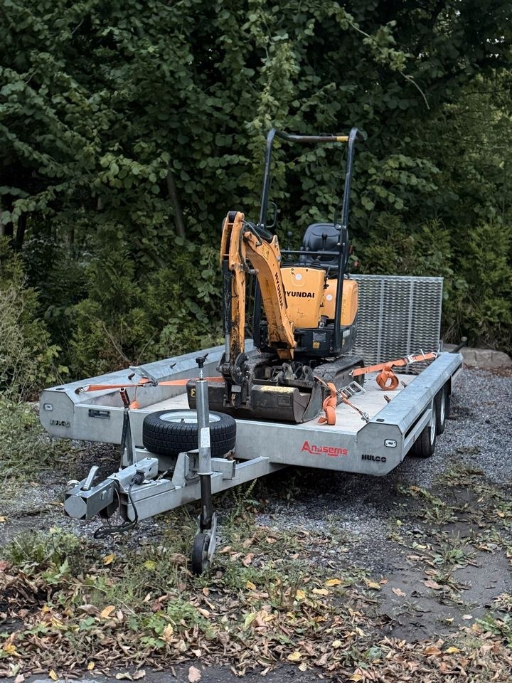 Minibagger Dumper Rüttelplatte Stampfer mieten bei Bucchianico – 2