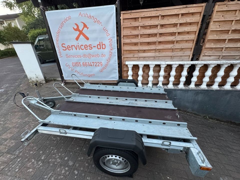 Motorradanhänger 750 kg 3 Motorräder kippbar mieten bei Bucchianico