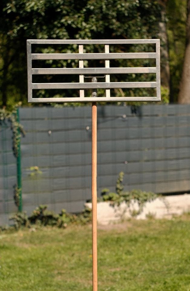 Rasenrakel mieten bei Bucchianico – für Garten & Grundstück – 2