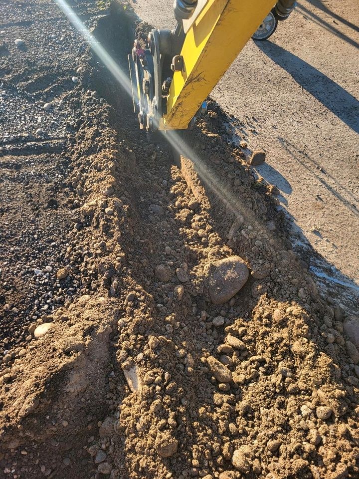 Minibagger Reißzahn mieten in Gottenheim – für Erdarbeiten & Baustelle – 2
