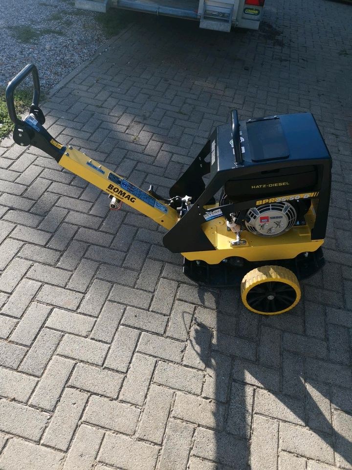 Rüttler Stampfer Bomag mieten bei S. M. Mietservice – 2
