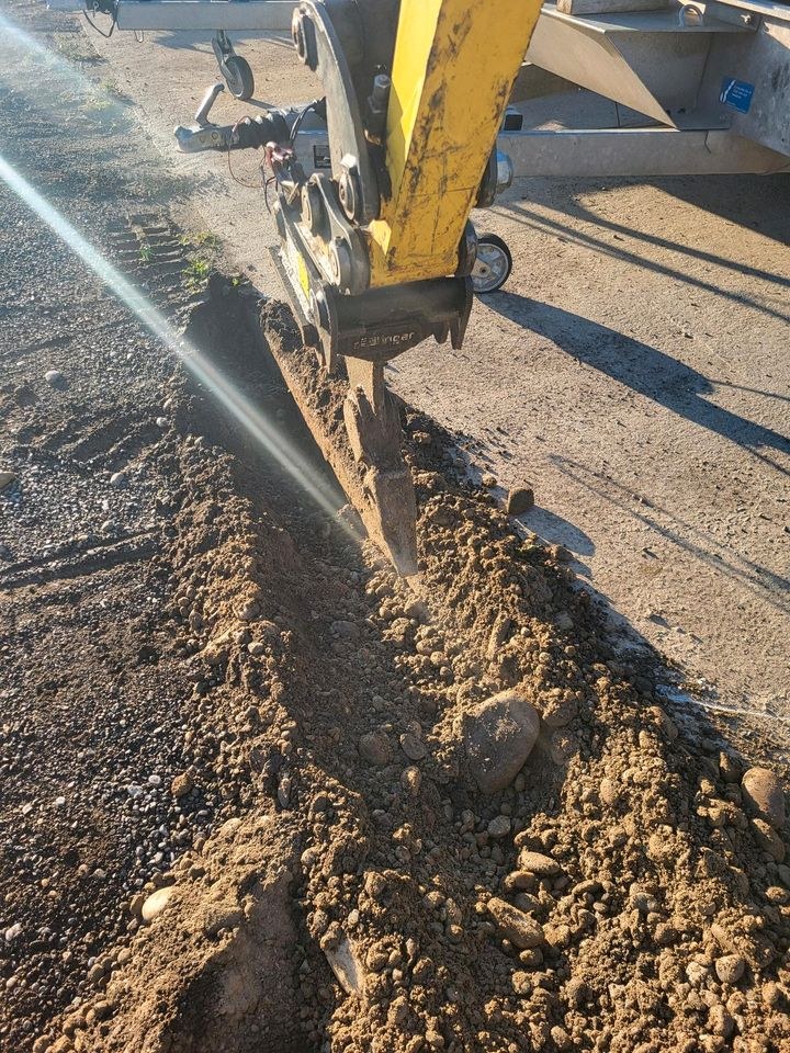 Minibagger Reißzahn mieten in Gottenheim – für Erdarbeiten & Baustelle – 3