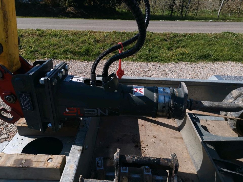 Minibagger Abbruchhammer mieten bei S. M. Mietservice – 2