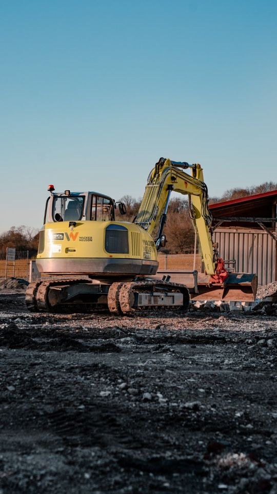 Wacker Neuson ET145 Kettenbagger mieten bei SE Design – 3