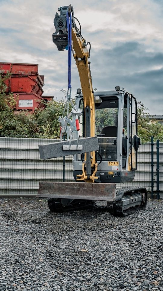 Probst Blockstufenzange 550 kg mieten bei SE Design – 3