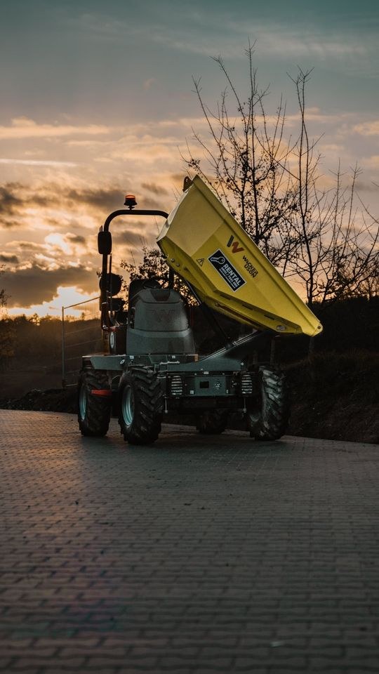 Raddumper 3t Nutzlast Dumper Wacker Neuson DW 30 mieten bei SE Design