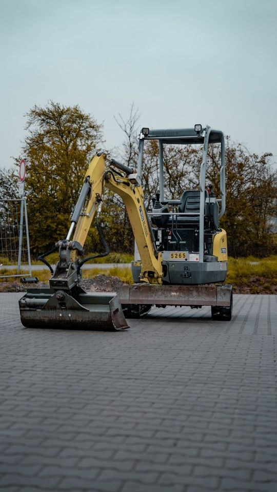 WN EZ17 Minibagger mieten bei SE Design – 2