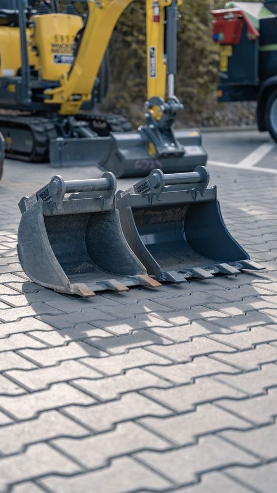 Wacker Neuson 803 Minibagger mieten bei SE Design – 4